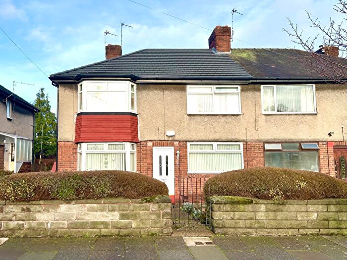 2 Bedroom Apartment For Sale In Gautby Road, Birkenhead, Merseyside, CH41