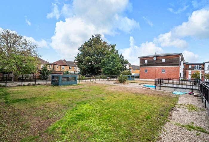 2 Bedroom Flat For Sale In Derwent Court, Riverside Close, Romford, RM1