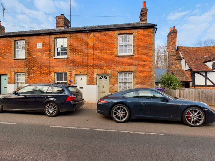 2 Bedroom End Of Terrace House For Sale In High Street, Whitwell, Hitchin, SG4