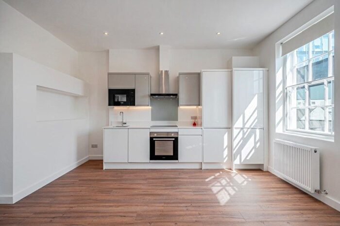 Studio To Rent In Bank Chambers, Woking, Surrey, GU21