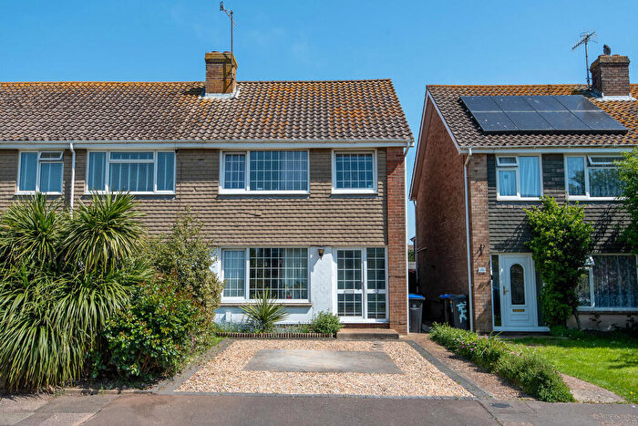 3 Bedroom End Of Terrace House For Sale In St. Giles Close, Shoreham-by-Sea, BN43