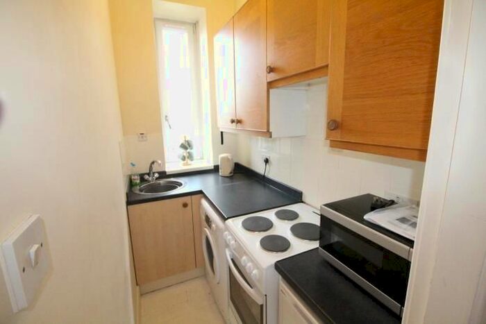 1 Bedroom Flat To Rent In Howburn Place, Aberdeen, AB11
