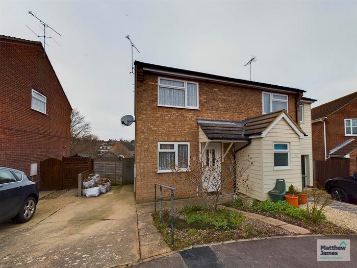 2 Bedroom Semi-Detached House To Rent In Conway Close, Wivenhoe, CO7