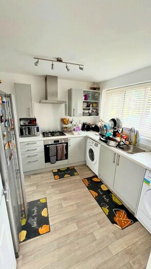 3 Bedroom Terraced House To Rent In Lamerton Close, Bordon, GU35