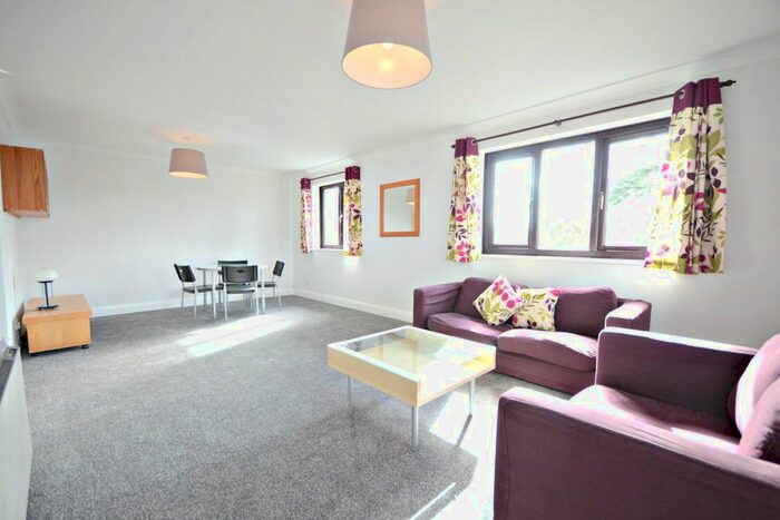 2 Bedroom Flat To Rent In Lancastria Mews, Boyndon Road, Maidenhead, SL6