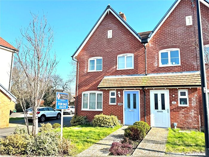 3 Bedroom End Of Terrace House For Sale In Highgrove Crescent, Polegate, East Sussex, BN26