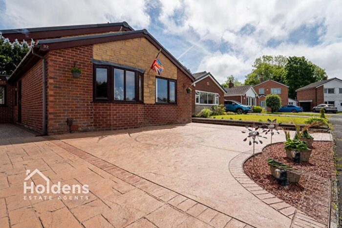 3 Bedroom Detached Bungalow For Sale In St. Saviours Close, Bamber Bridge, PR5