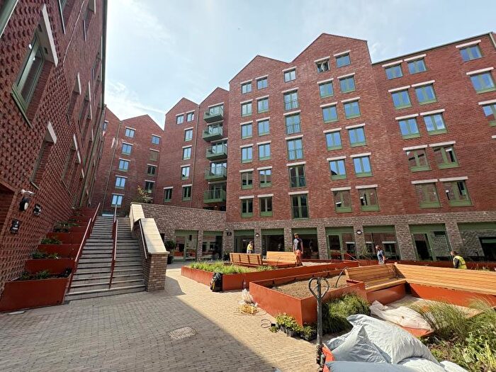 Apartment To Rent In Guildford, GU2