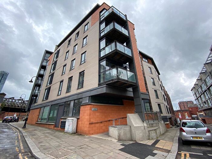 2 Bedroom Apartment To Rent In Apartments, Rice Street, Castlefield, M3