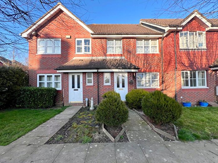 3 Bedroom Terraced House To Rent In Hythe Road, Willesborough, TN24