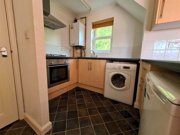 2 Bedroom Flat To Rent In Terrill Close, Huntingdon, PE29