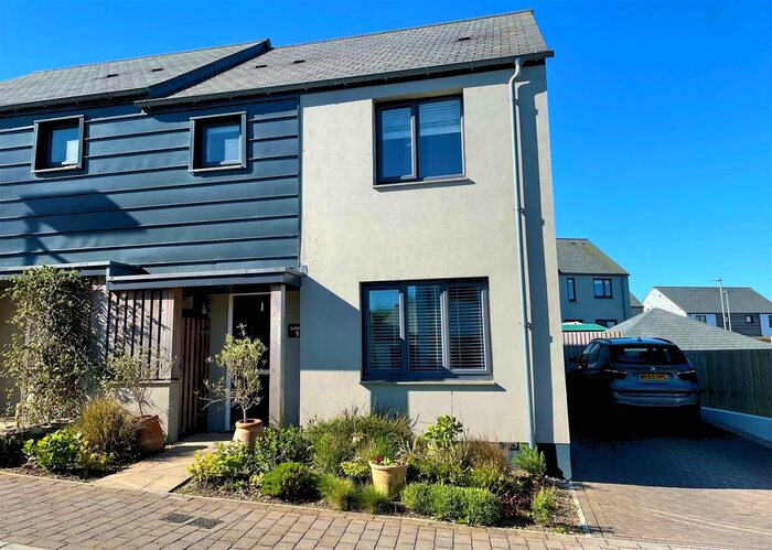 3 Bedroom Semi-Detached House For Sale In Halwyn Avenue, Crantock, Newquay, TR8