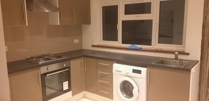 2 Bedroom Terraced House To Rent In Thornton Road, Croydon, CR0