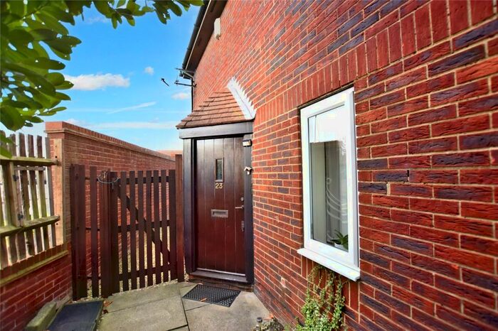 1 Bedroom End Of Terrace House To Rent In Pebble Drive, Didcot, Oxon, OX11