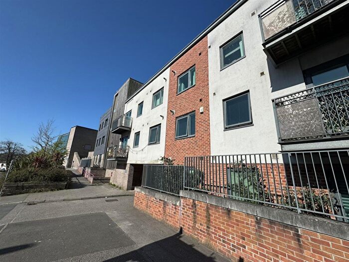 2 Bedroom Flat To Rent In South Street, St. Austell, PL25