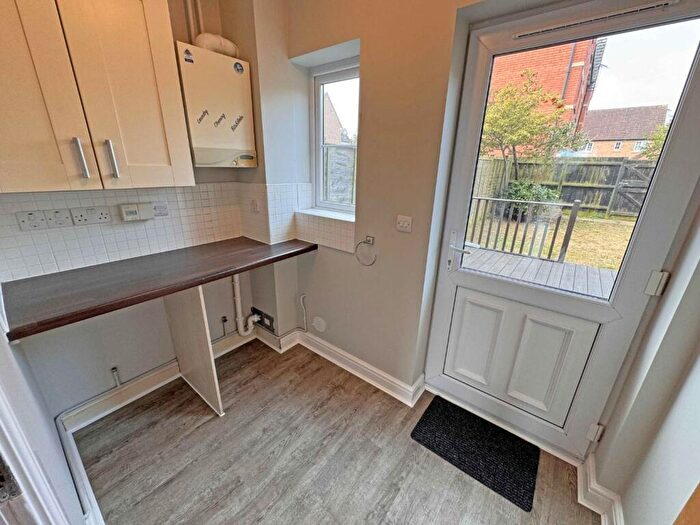4 Bedroom Terraced House To Rent In Blyth Close, Cawston, Rugby, CV22