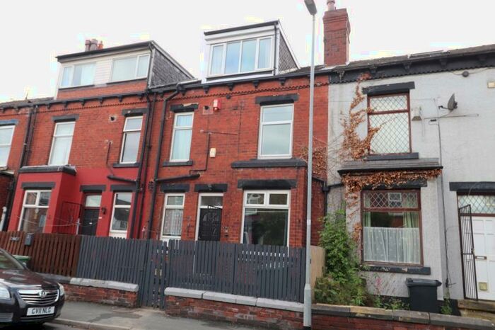2 Bedroom Terraced House To Rent In Brooklyn Street, Leeds, West Yorkshire, LS12