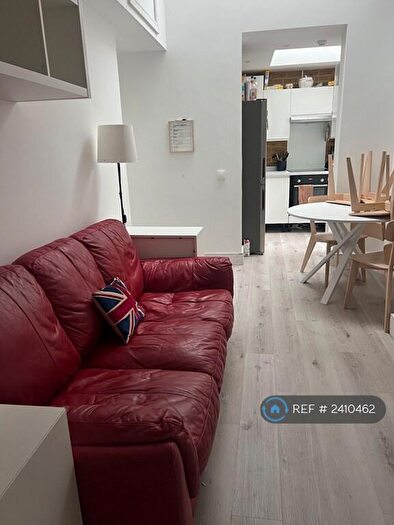 4 Bedroom Flat To Rent In Lingfield Avenue, Kingston Upon Thames, KT1