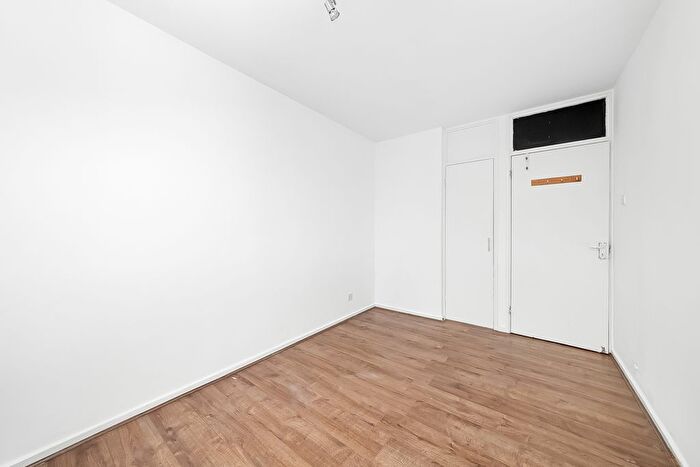 2 Bedroom Flat For Sale In East Surrey Grove, Peckham, SE15