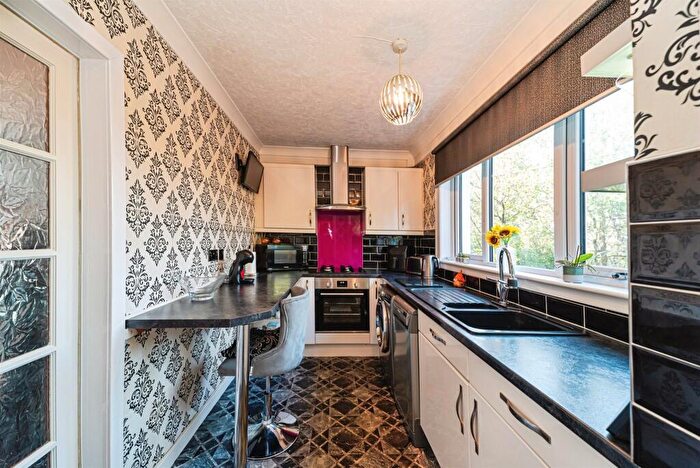 2 Bedroom Terraced House For Sale In Annan Drive, Rutherglen, Glasgow, G73