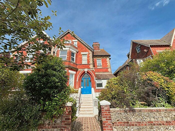 2 Bedroom Flat To Rent In Enys Road, Eastbourne, BN21