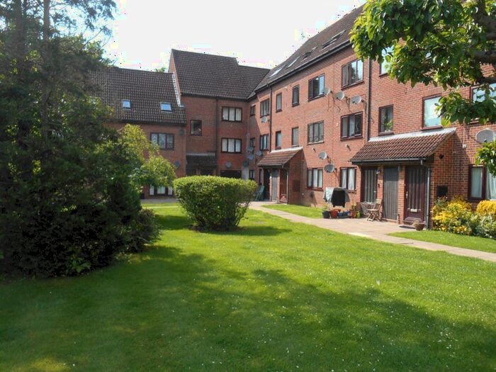 1 Bedroom Maisonette To Rent In Sheraton Mews, Gade Avenue, Watford, WD18