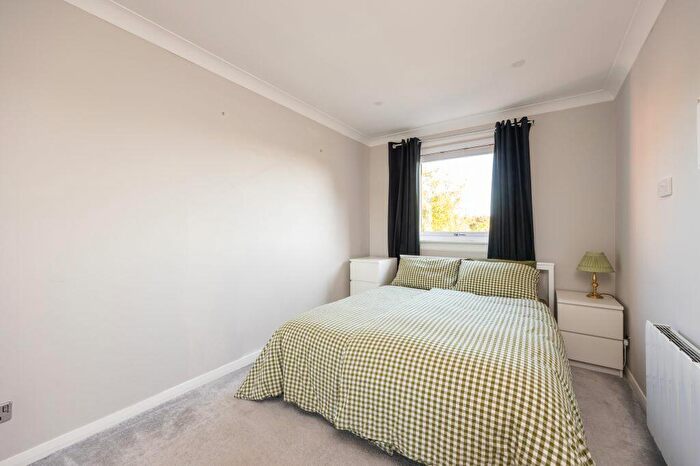 1 Bedroom Flat For Sale In / Coxfield, Edinburgh, EH11