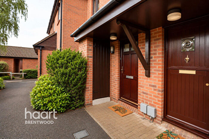 1 Bedroom Terraced House For Sale In Consort Close, Brentwood, CM14