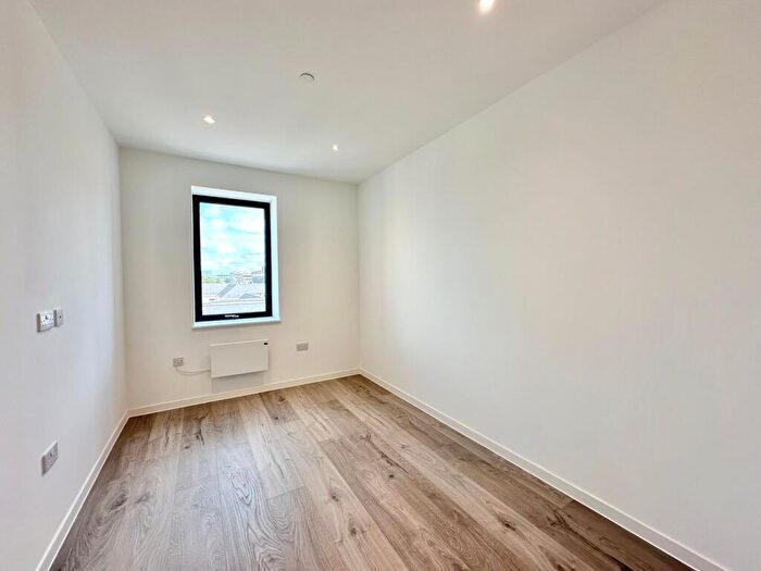 2 Bedroom Apartment To Rent In Tempus House, Milton Keynes, MK9