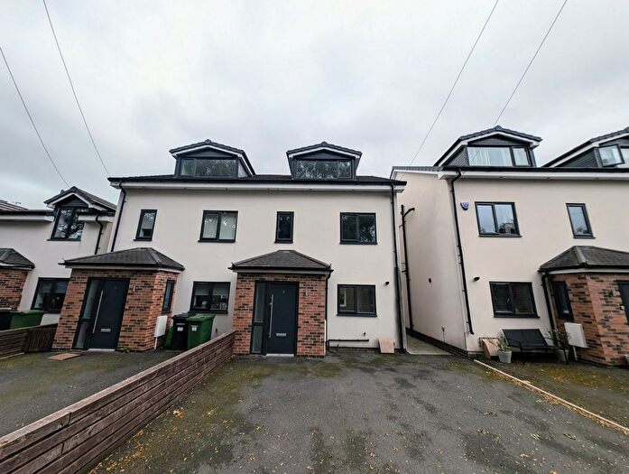 3 Bedroom Town House For Sale In Greasby Mews, Greasby Road, Greasby, CH49