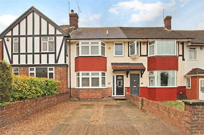 3 Bedroom Terraced House To Rent In Poynters Road, Dunstable, Bedfordshire, LU5