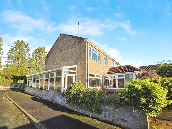 3 Bedroom End Terrace House For Sale In Plantation View, Howden Le Wear, DL15