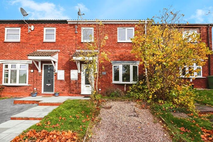 3 Bedroom Terraced House For Sale In Sudeley Close, Birmingham, B36