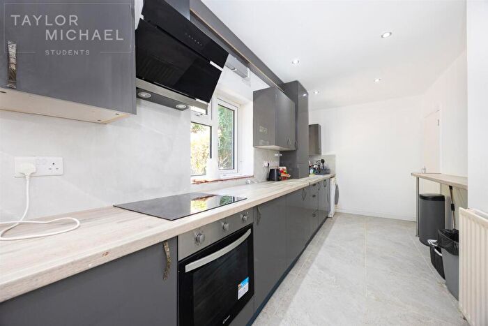 5 Bedroom House To Rent In Ashurst Road, Brighton, BN2
