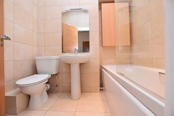 2 Bedroom Flat For Sale In Coastal Views, Mount Wise, Newquay, TR7