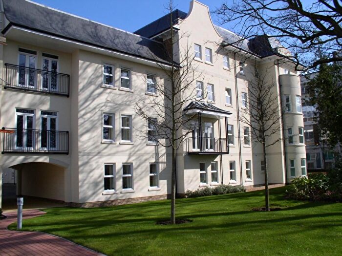 2 Bedroom Flat To Rent In Exchange Mews, Culverden Park Road, Tunbridge Wells, TN4