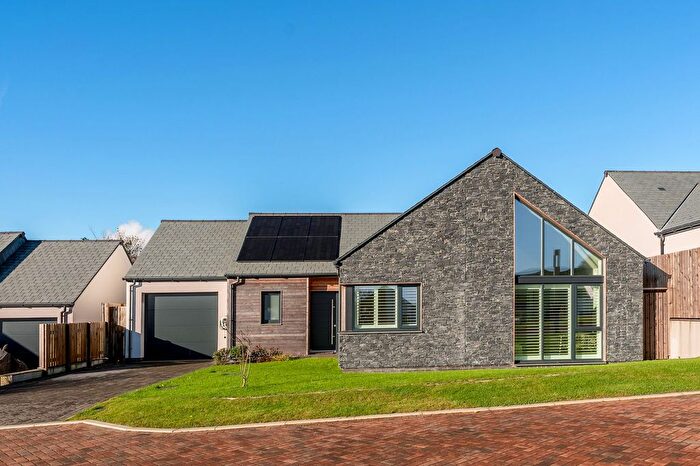 2 Bedroom Detached Bungalow For Sale In Silva Gardens, Mylor Bridge, TR11