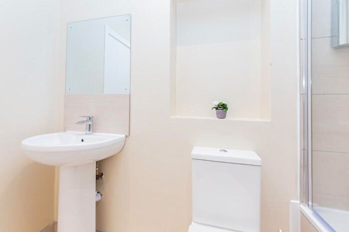 1 Bedroom Terraced House To Rent In Hartley Road, Nottingham, Nottinghamshire, NG7