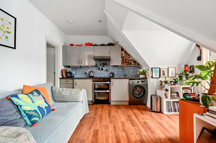 1 Bedroom Flat For Sale In Lancaster Road, Brighton, BN1