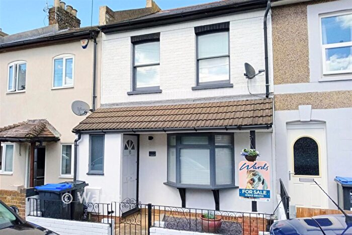 3 Bedroom Terraced House For Sale In Hillbrow Road, Ramsgate, Kent, CT11