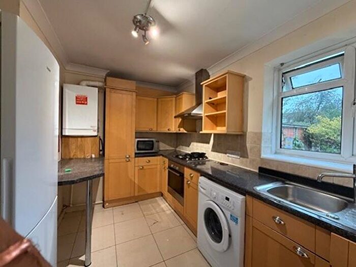 2 Bedroom Flat To Rent In Antoneys Close, Pinner, Middlesex, HA5