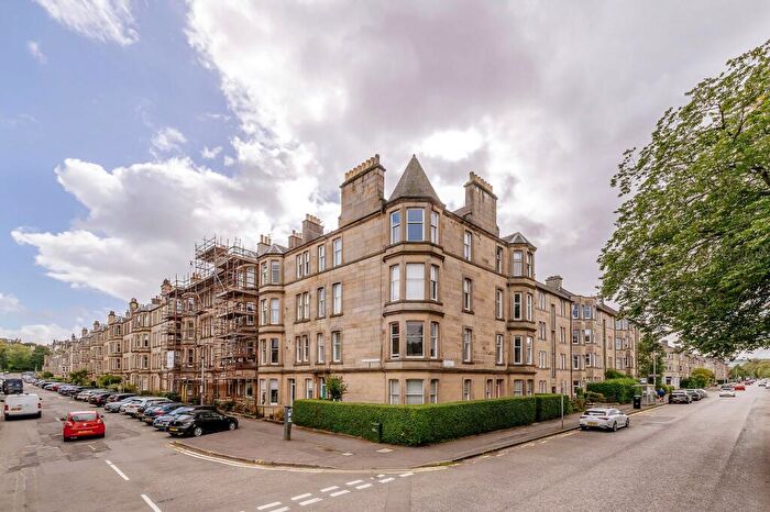2 Bedroom Apartment For Sale In Comely Bank Street, Edinburgh, Midlothian, EH4