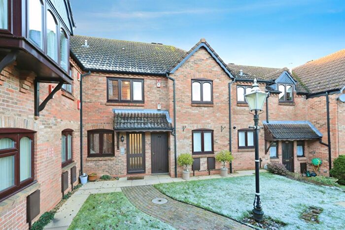3 Bedroom Apartment For Sale In Woodfield, Belbroughton, Stourbridge, DY9