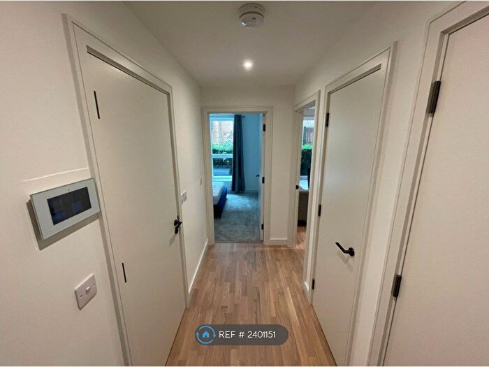 1 Bedroom Flat To Rent In Edwin House, Southall, UB1