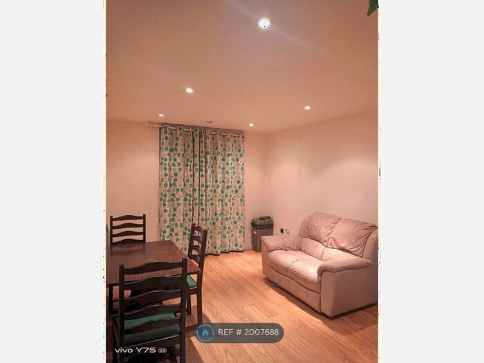 1 Bedroom Flat To Rent In Bath House, Barking, IG11