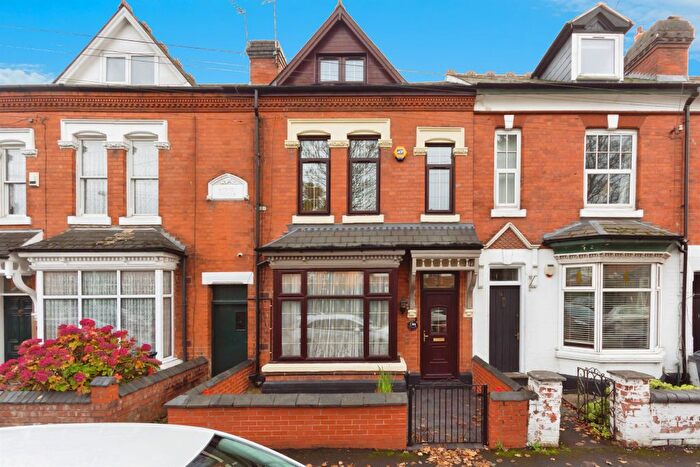 5 Bedroom Terraced House For Sale In Drayton Road, Birmingham, B14