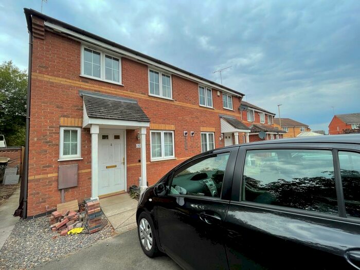 3 Bedroom House To Rent In Marion Close, Leicester, LE3