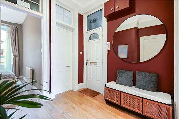 2 Bedroom Flat For Sale In Finlay Drive, Dennistoun, Glasgow, G31