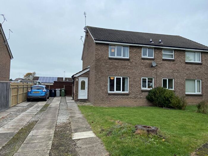 1 Bedroom Semi-Detached House To Rent In Seaton Close, Crewe, CW1