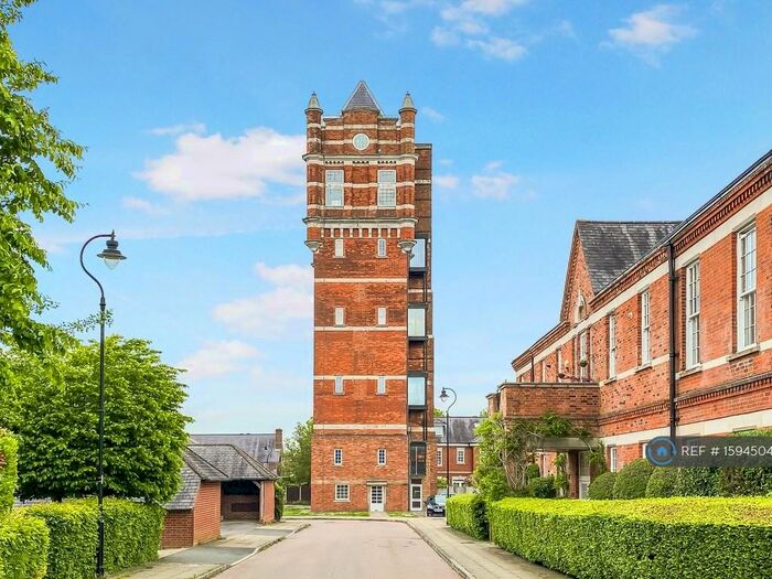 1 Bedroom Flat To Rent In The Tower, Coulsdon, CR5